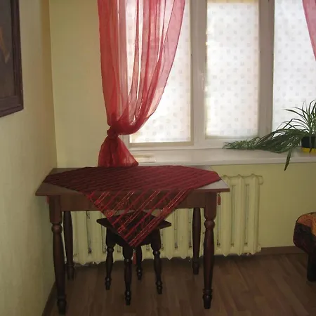 Park Hostel *
